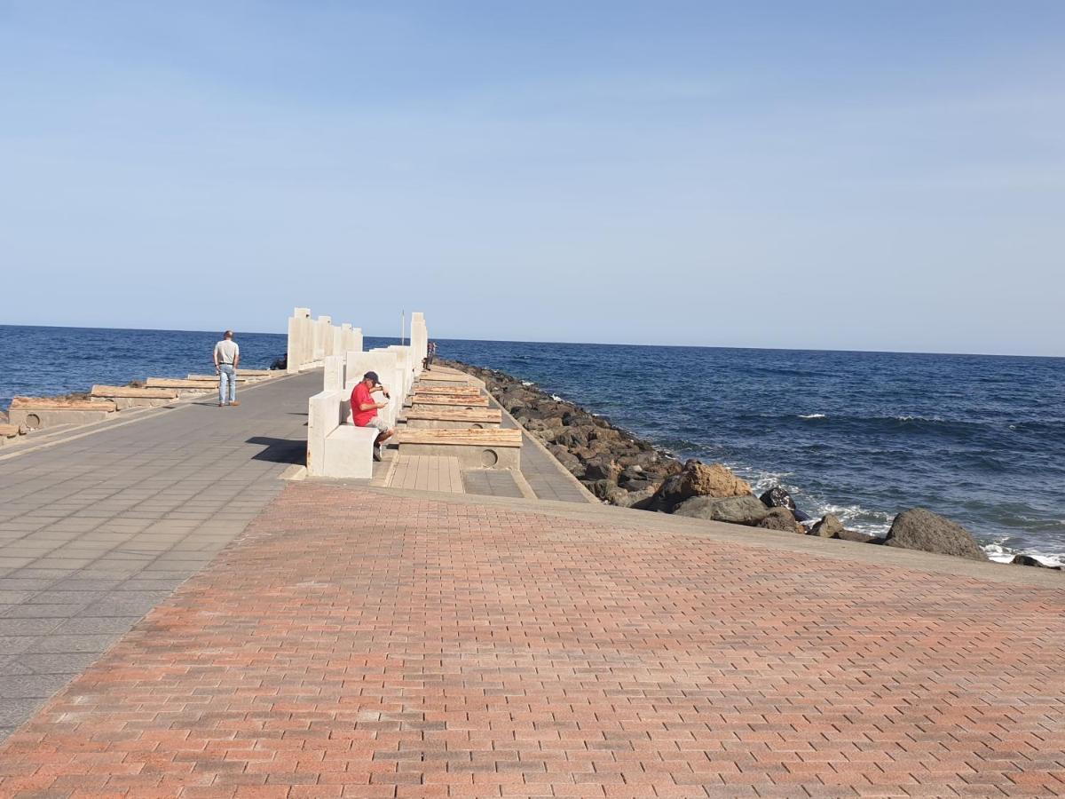 Brisas Del Mar Apartment, One Step From The Sea. El Burrero Eksteriør billede